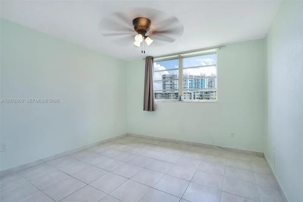 2903 Point East Dr #K414 Aventura, FL 33160