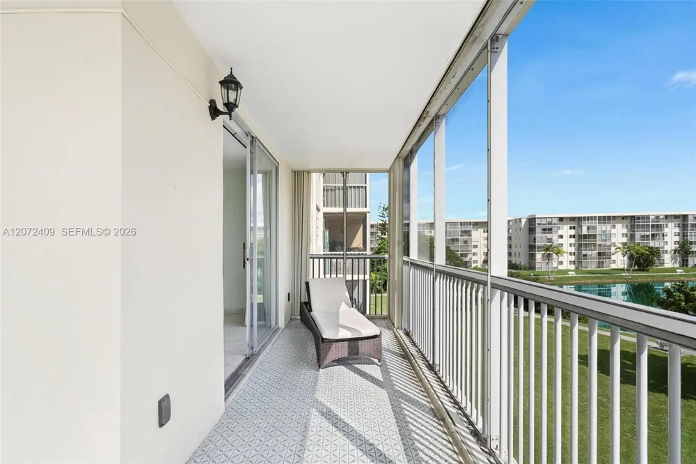 2903 Point East Dr #K414 Aventura, FL 33160