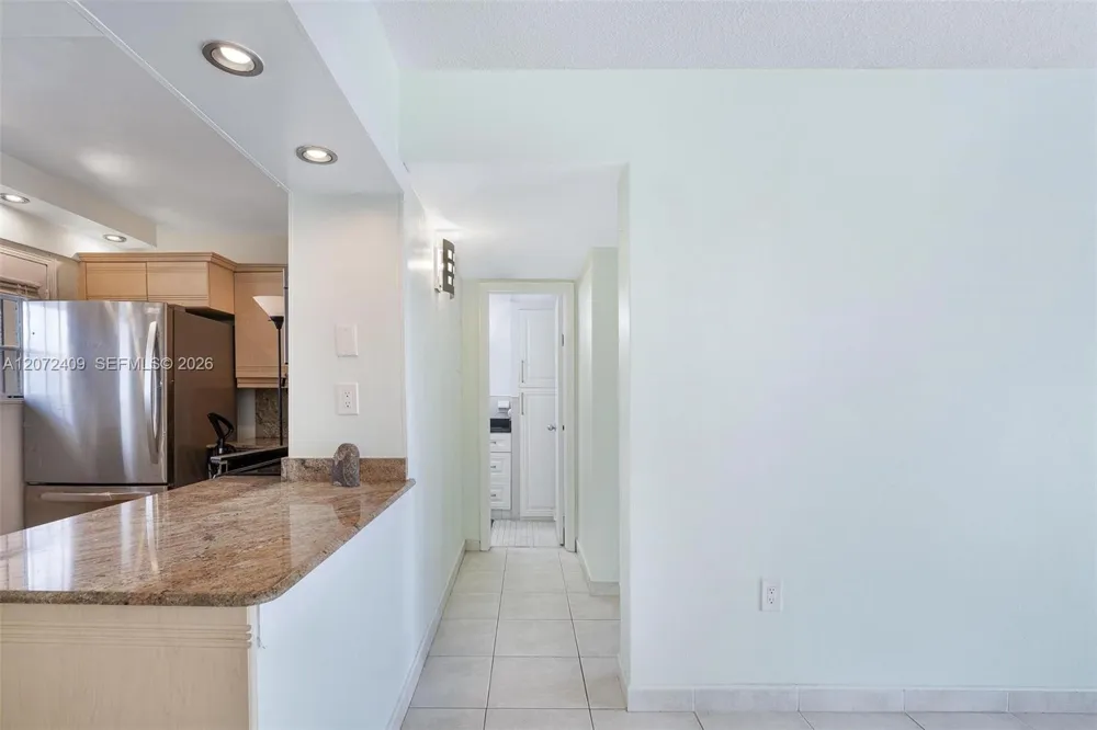 2903 Point East Dr #K414 Aventura, FL 33160