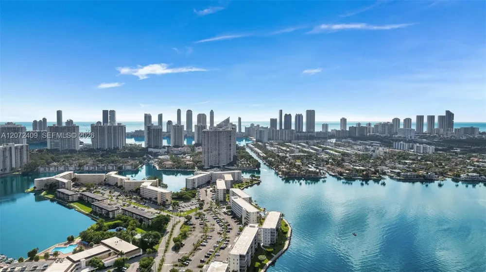 2903 Point East Dr #K414 Aventura, FL 33160