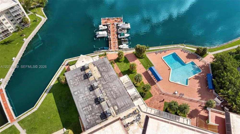 2903 Point East Dr #K414 Aventura, FL 33160