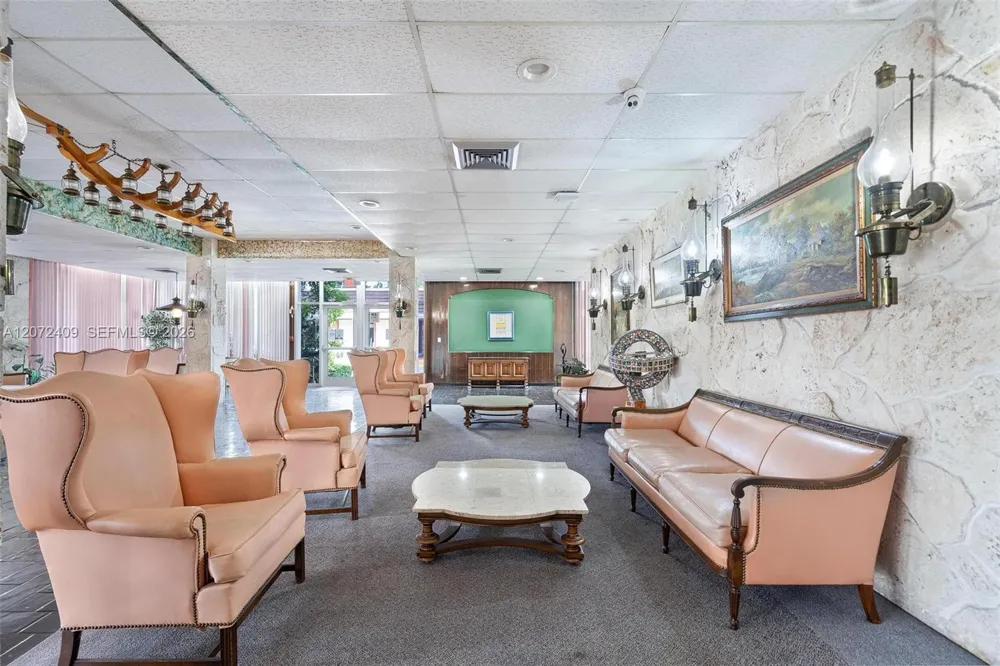 2903 Point East Dr #K414 Aventura, FL 33160