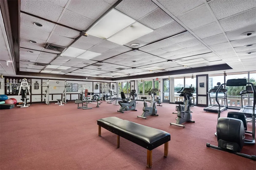2903 Point East Dr #K414 Aventura, FL 33160