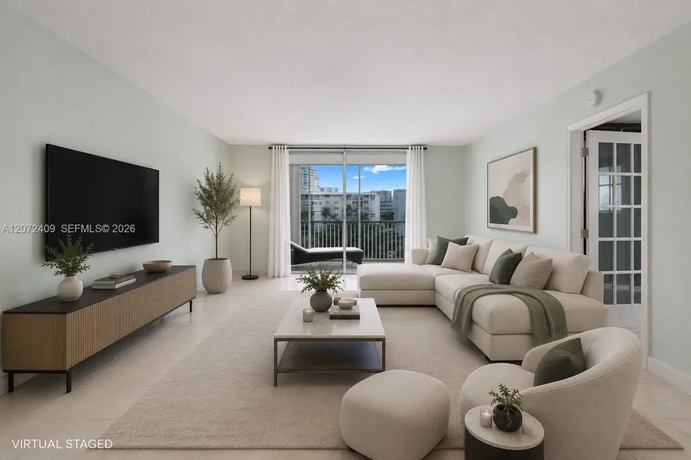 2903 Point East Dr #K414 Aventura, FL 33160