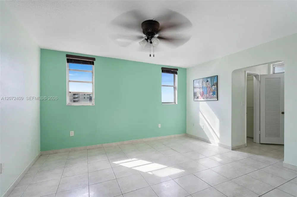 2903 Point East Dr #K414 Aventura, FL 33160