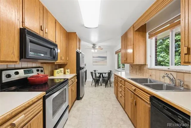 6256 S Cook Street Centennial, CO 80121