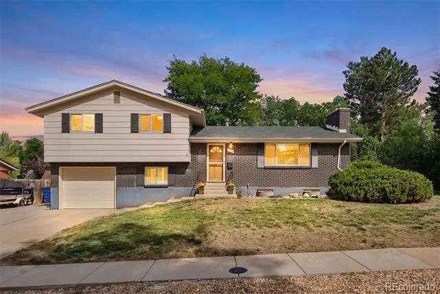 6256 S Cook Street Centennial, CO 80121