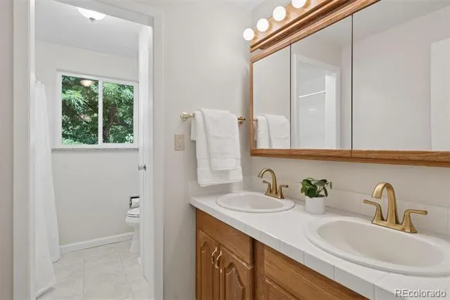 6256 S Cook Street Centennial, CO 80121