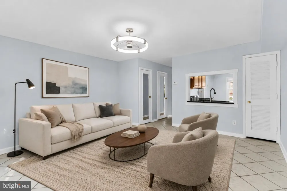 8105 KINGSWAY COURT #259 Springfield, VA 22152