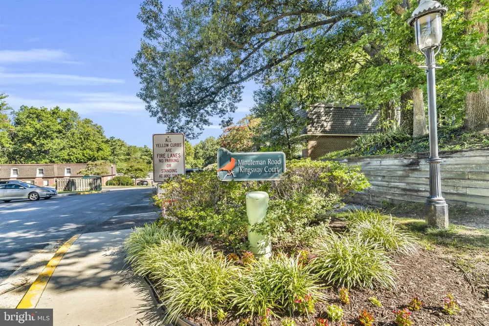 8105 KINGSWAY COURT #259 Springfield, VA 22152