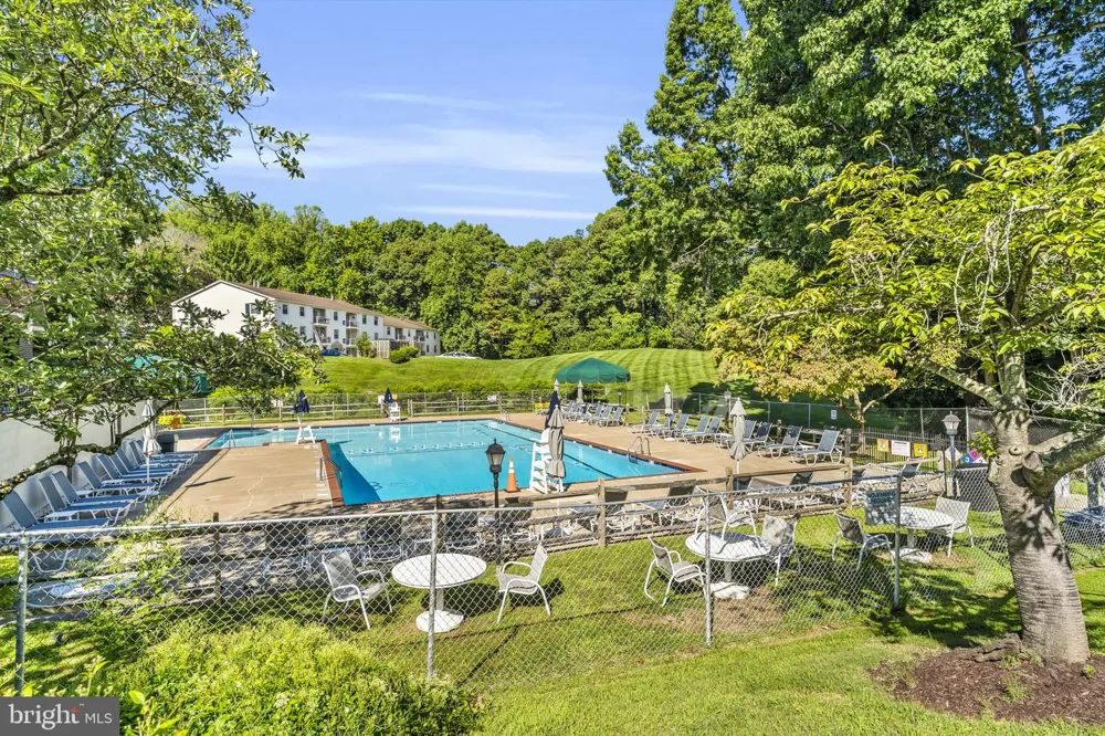 8105 KINGSWAY COURT #259 Springfield, VA 22152