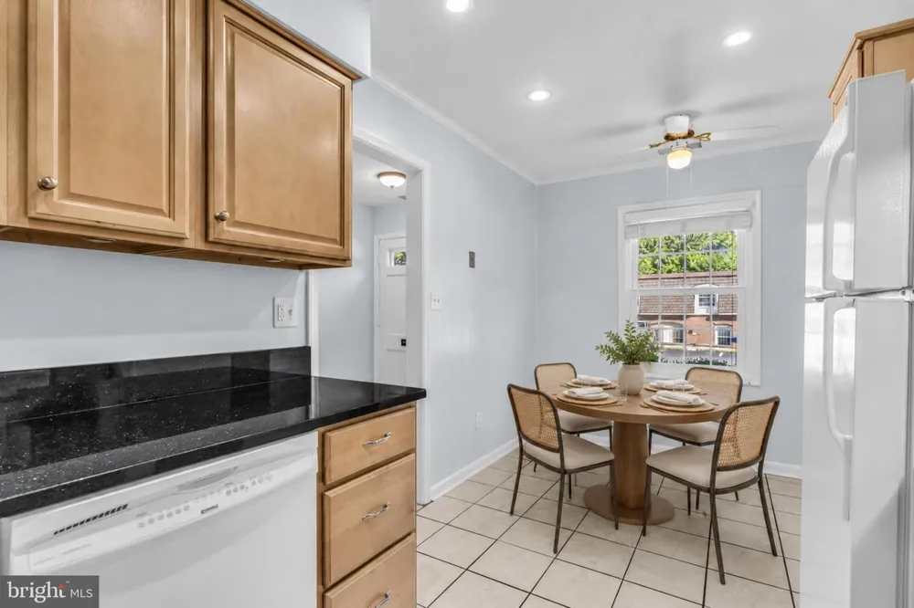 8105 KINGSWAY COURT #259 Springfield, VA 22152