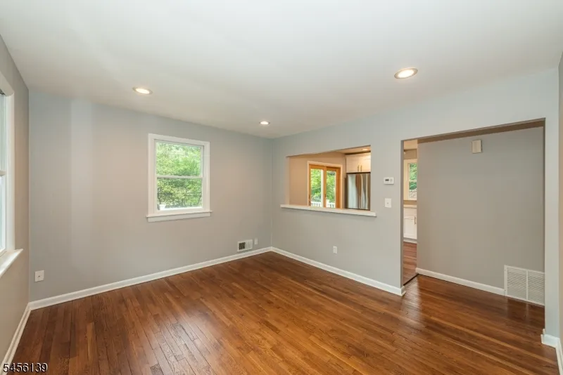 66 E Shore Rd Jefferson, NJ 07849