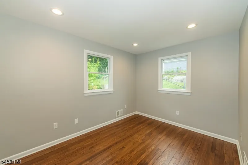 66 E Shore Rd Jefferson, NJ 07849
