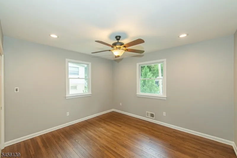 66 E Shore Rd Jefferson, NJ 07849