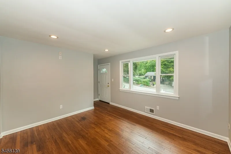 66 E Shore Rd Jefferson, NJ 07849