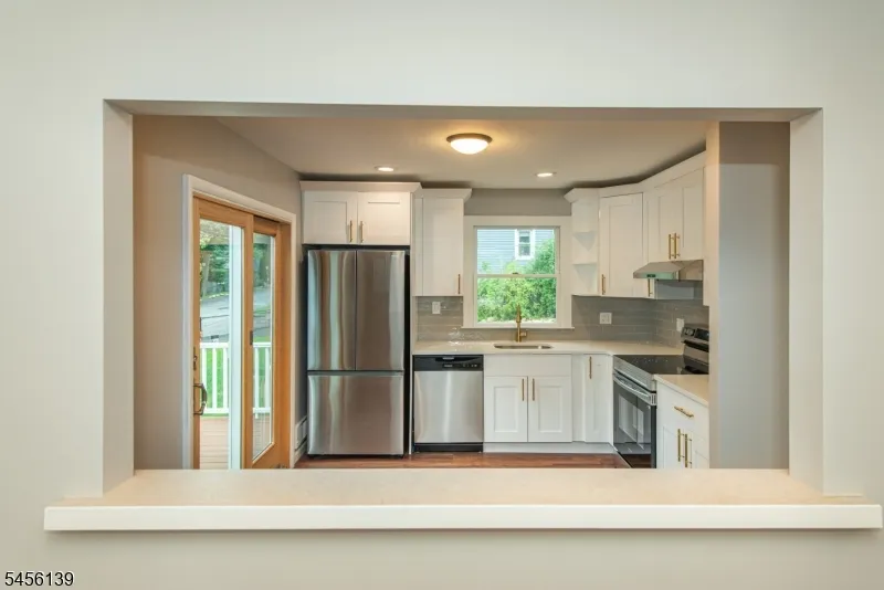66 E Shore Rd Jefferson, NJ 07849