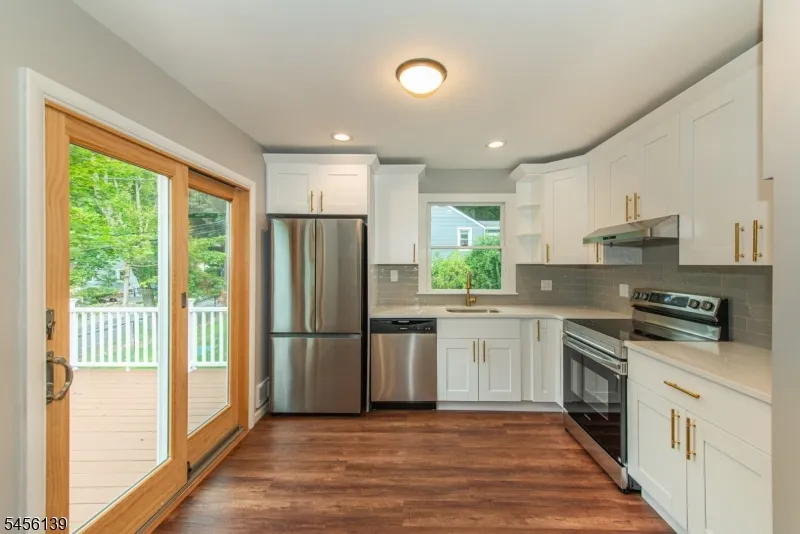 66 E Shore Rd Jefferson, NJ 07849