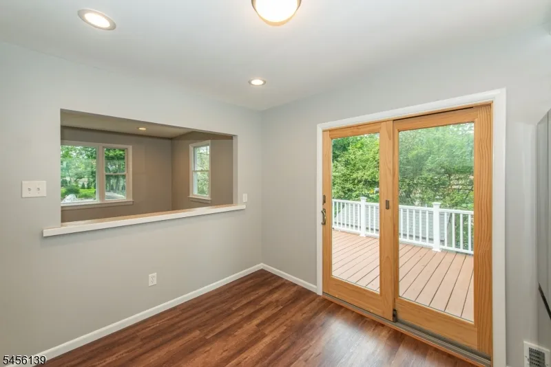 66 E Shore Rd Jefferson, NJ 07849