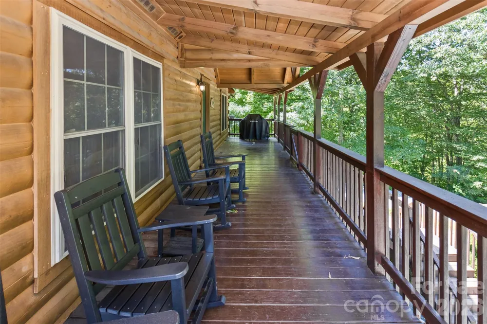 153 Tall Oaks Drive Maggie Valley, NC 28751