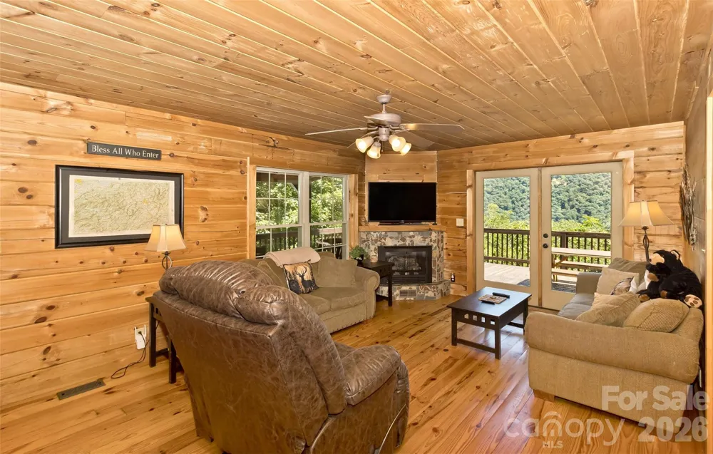 153 Tall Oaks Drive Maggie Valley, NC 28751