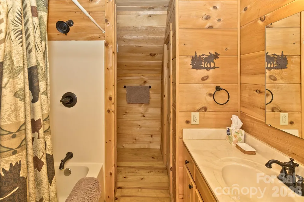 153 Tall Oaks Drive Maggie Valley, NC 28751