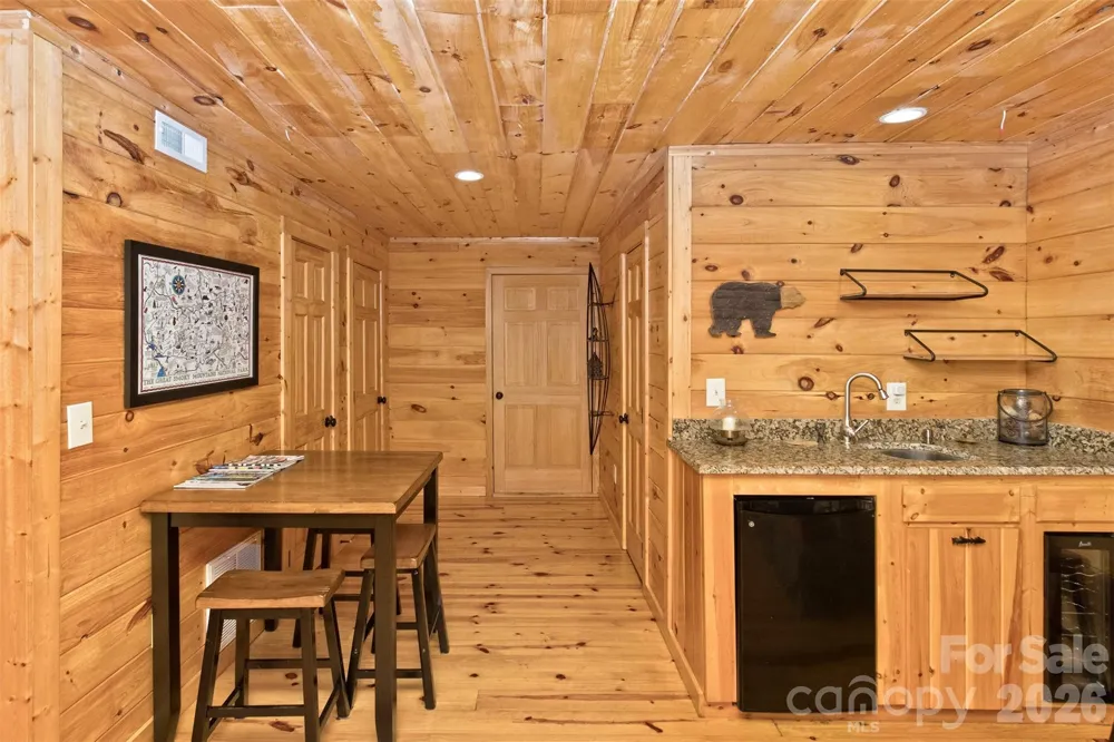 153 Tall Oaks Drive Maggie Valley, NC 28751