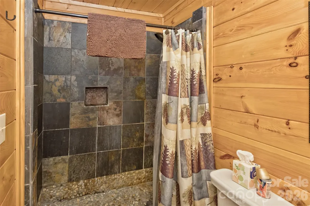 153 Tall Oaks Drive Maggie Valley, NC 28751