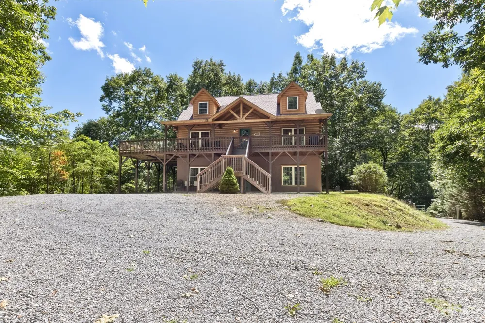 153 Tall Oaks Drive Maggie Valley, NC 28751