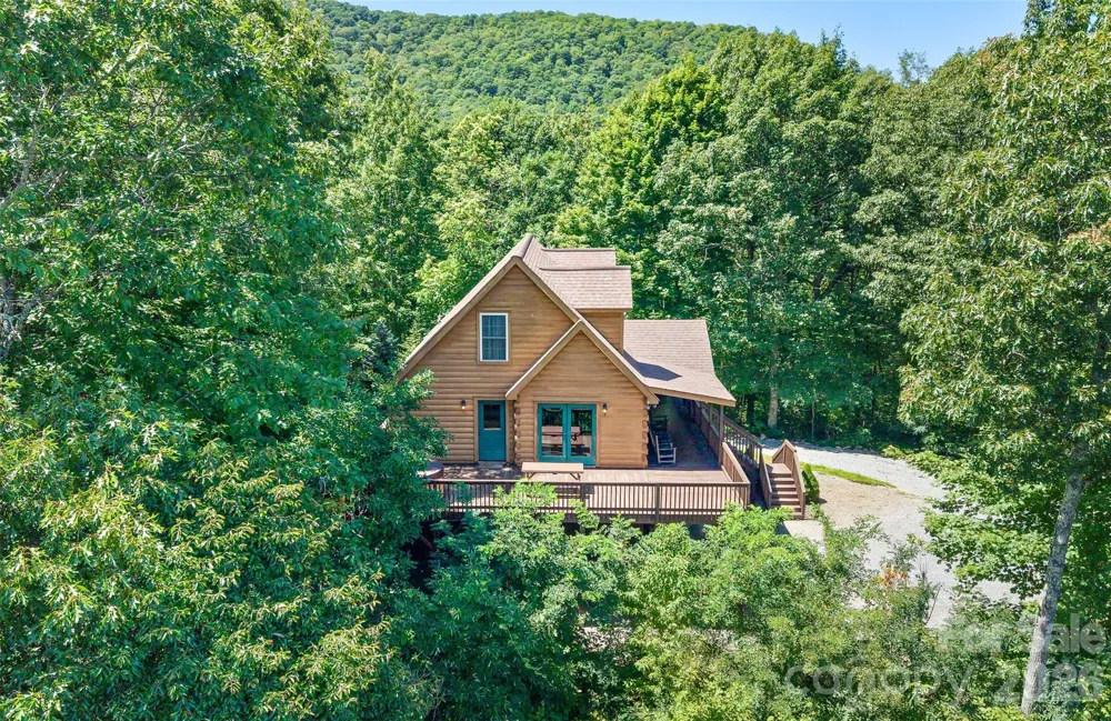 153 Tall Oaks Drive Maggie Valley, NC 28751