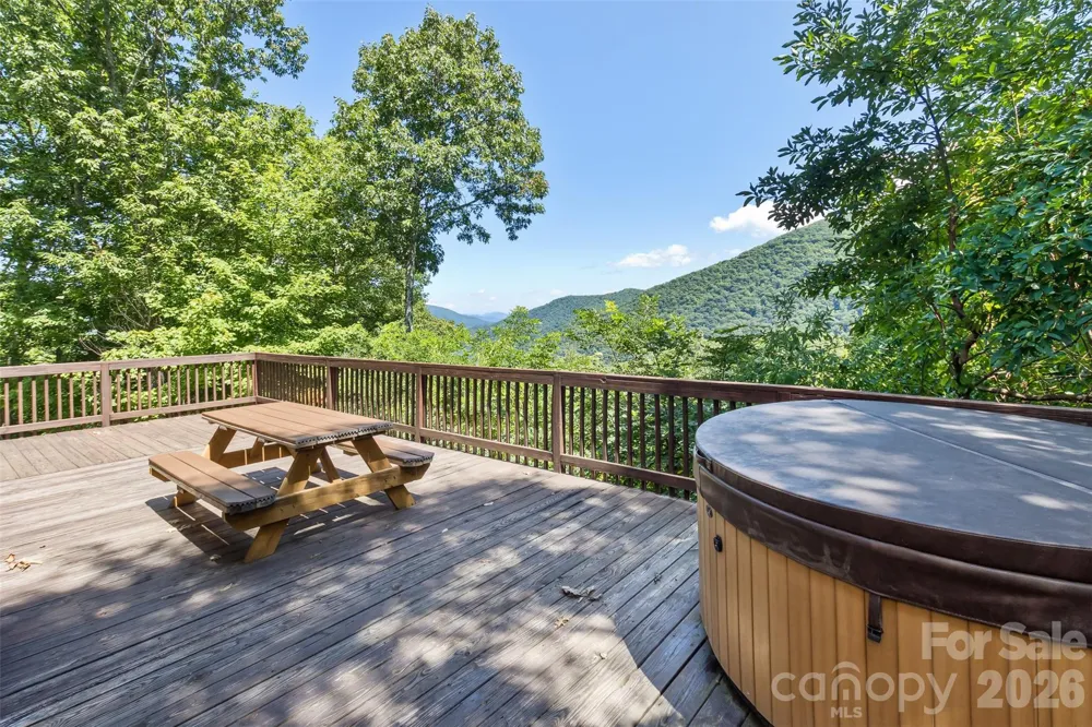 153 Tall Oaks Drive Maggie Valley, NC 28751