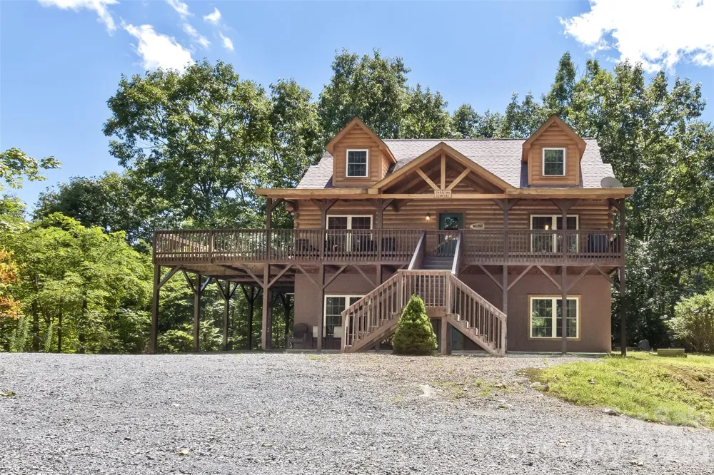 153 Tall Oaks Drive Maggie Valley, NC 28751