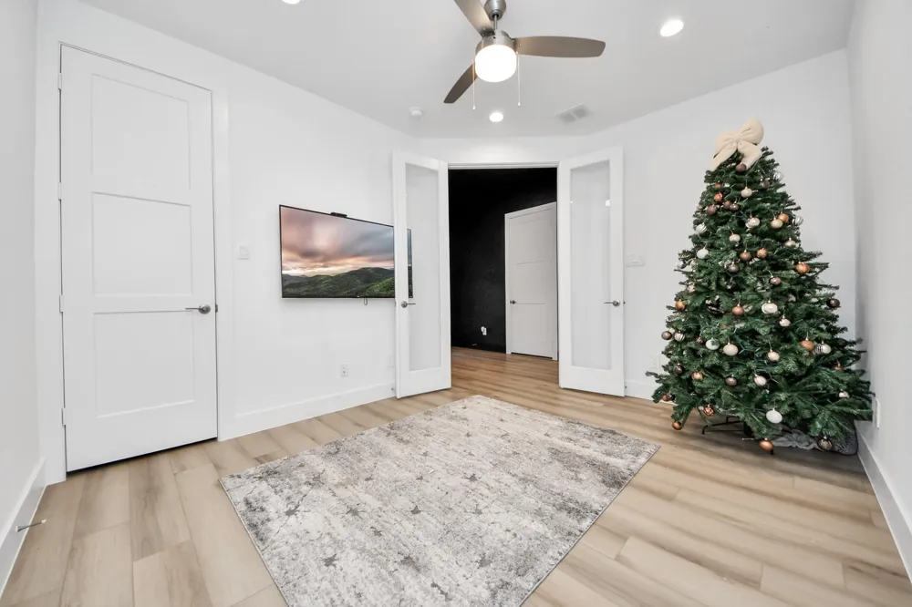 303 Springfield Terrace Drive Conroe, TX 77304