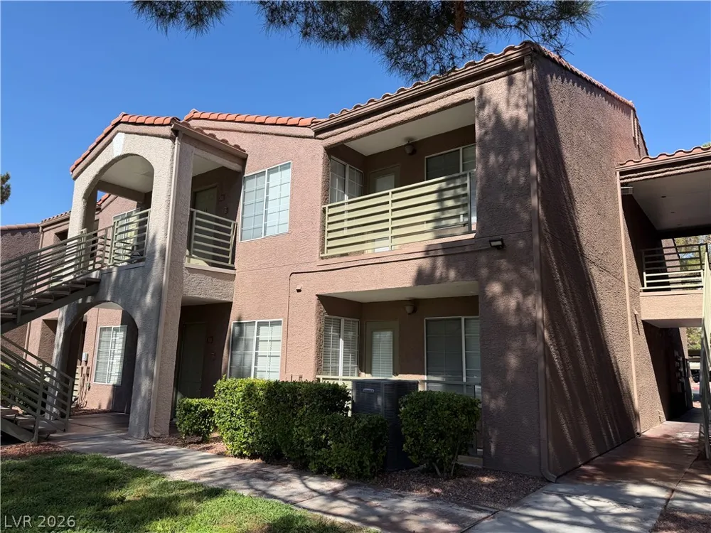 2130 Sealion Drive #103 Las Vegas, NV 89128