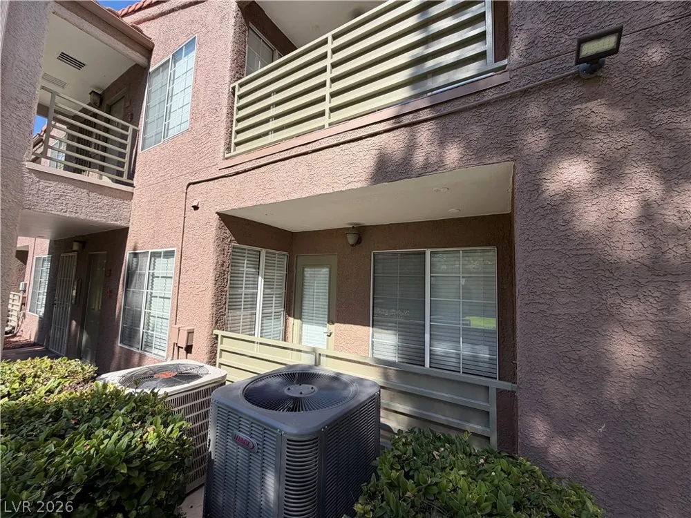 2130 Sealion Drive #103 Las Vegas, NV 89128