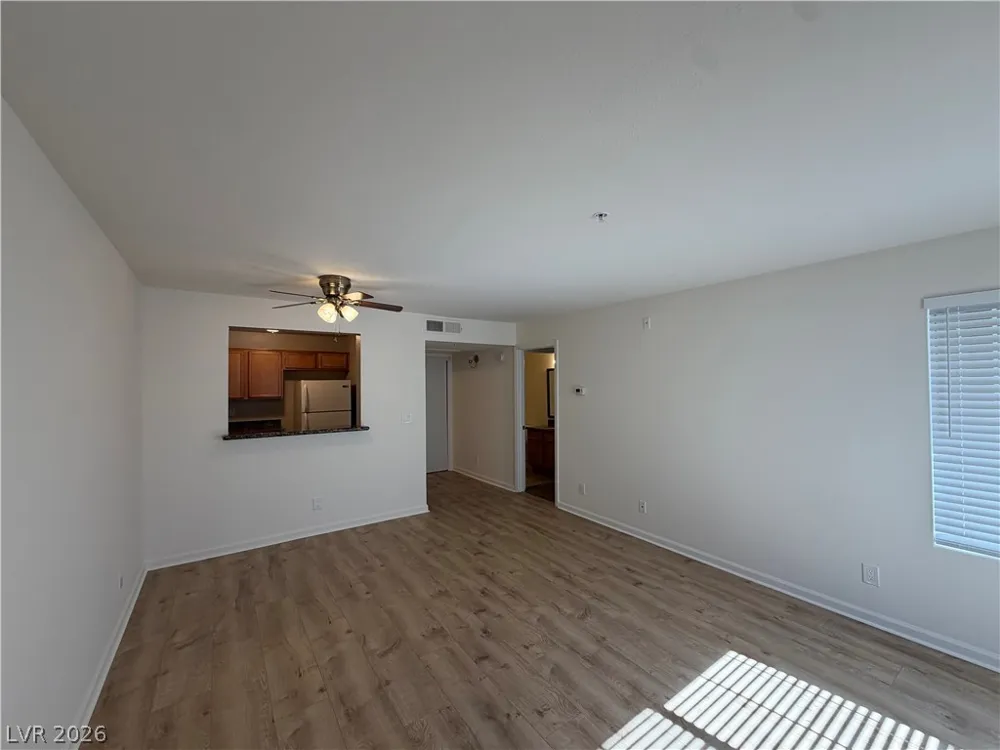 2130 Sealion Drive #103 Las Vegas, NV 89128