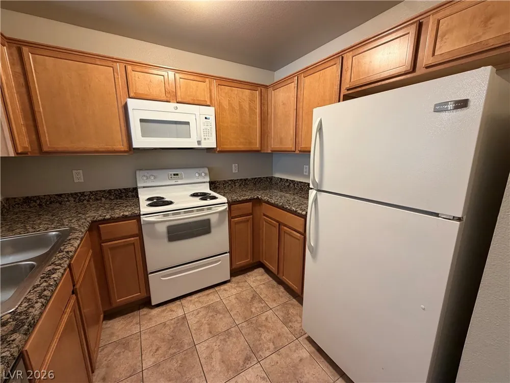 2130 Sealion Drive #103 Las Vegas, NV 89128