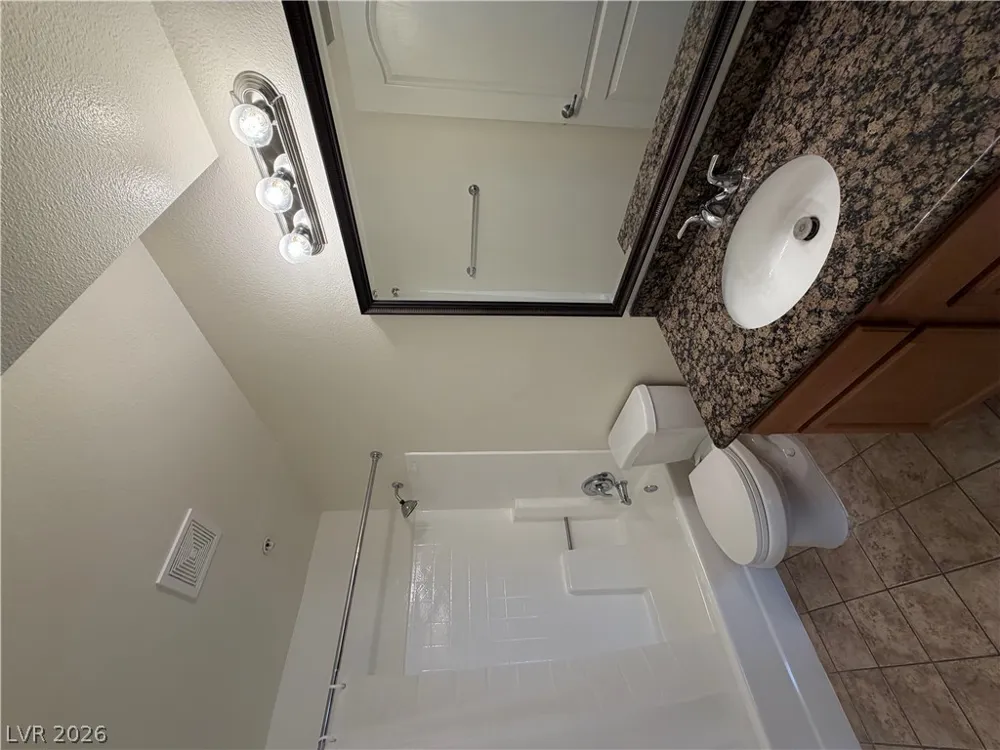 2130 Sealion Drive #103 Las Vegas, NV 89128