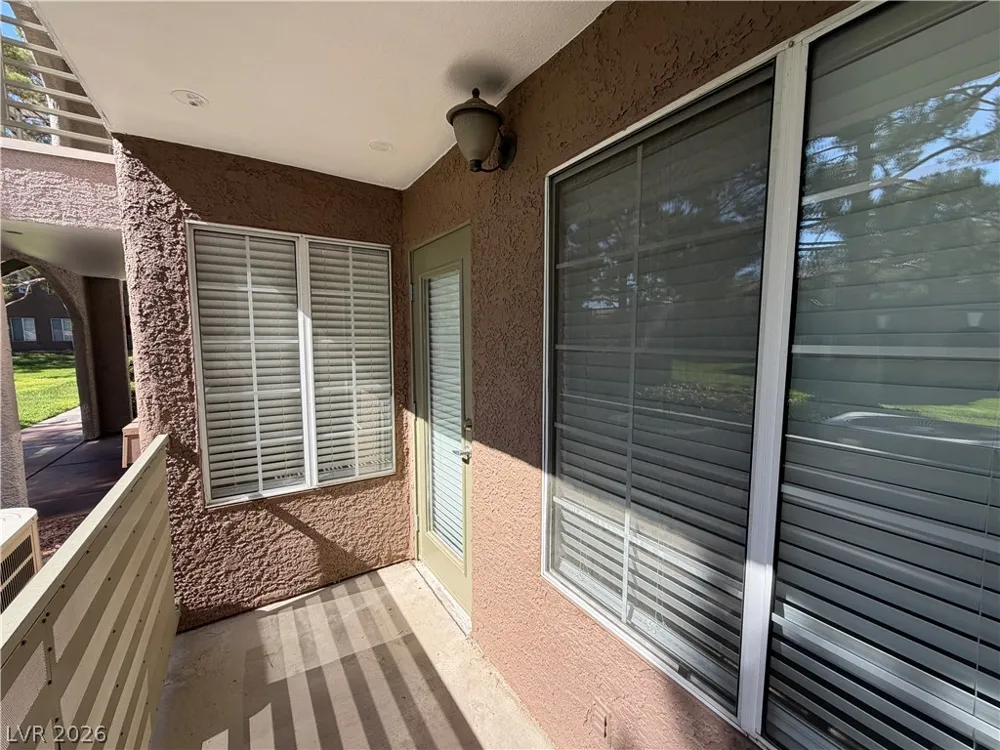 2130 Sealion Drive #103 Las Vegas, NV 89128