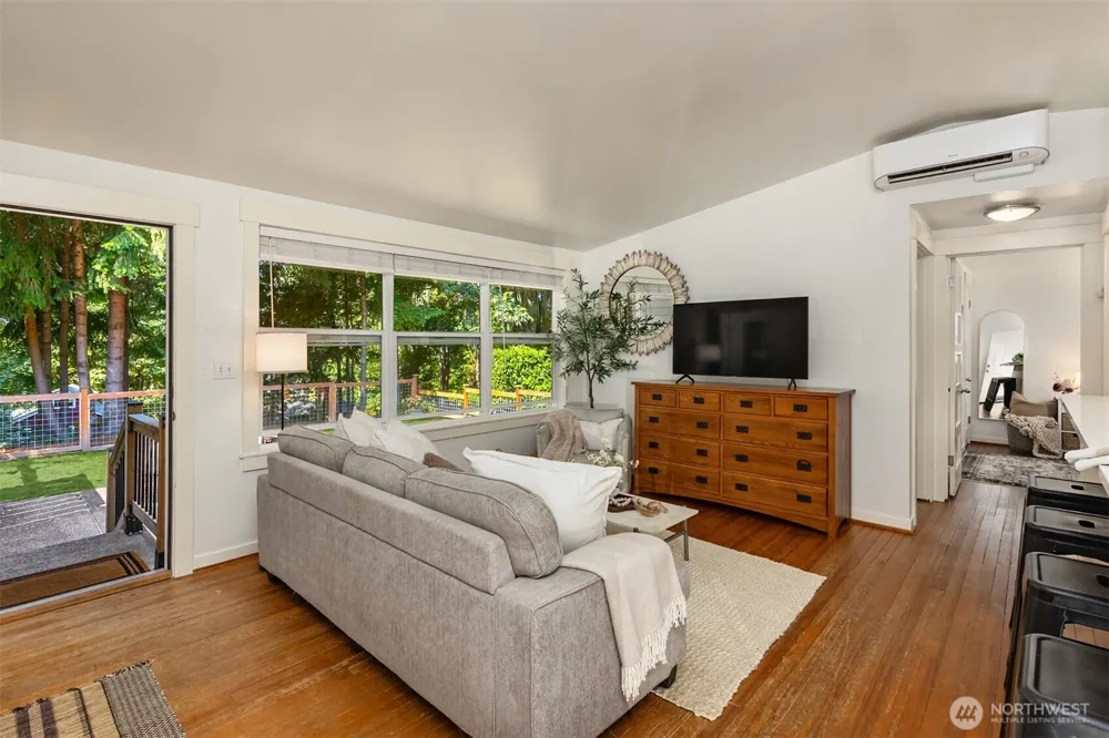 1574 NE Park View Dr #10 Bainbridge Island, WA 98110