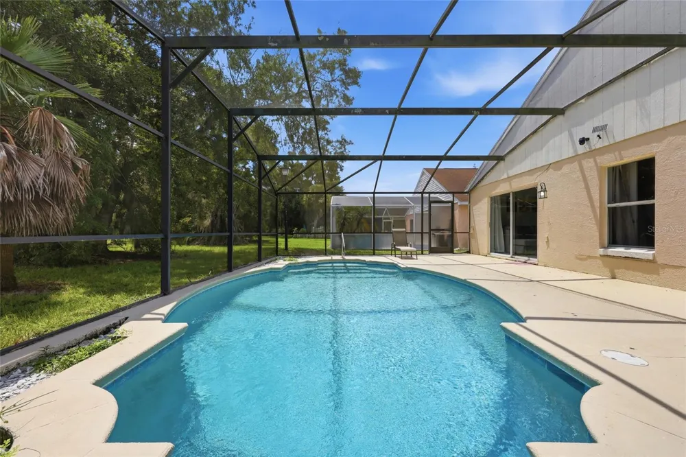 2537 CHATHAM CIRCLE Kissimmee, FL 34746
