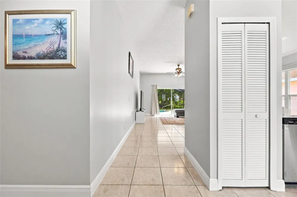 2537 CHATHAM CIRCLE Kissimmee, FL 34746