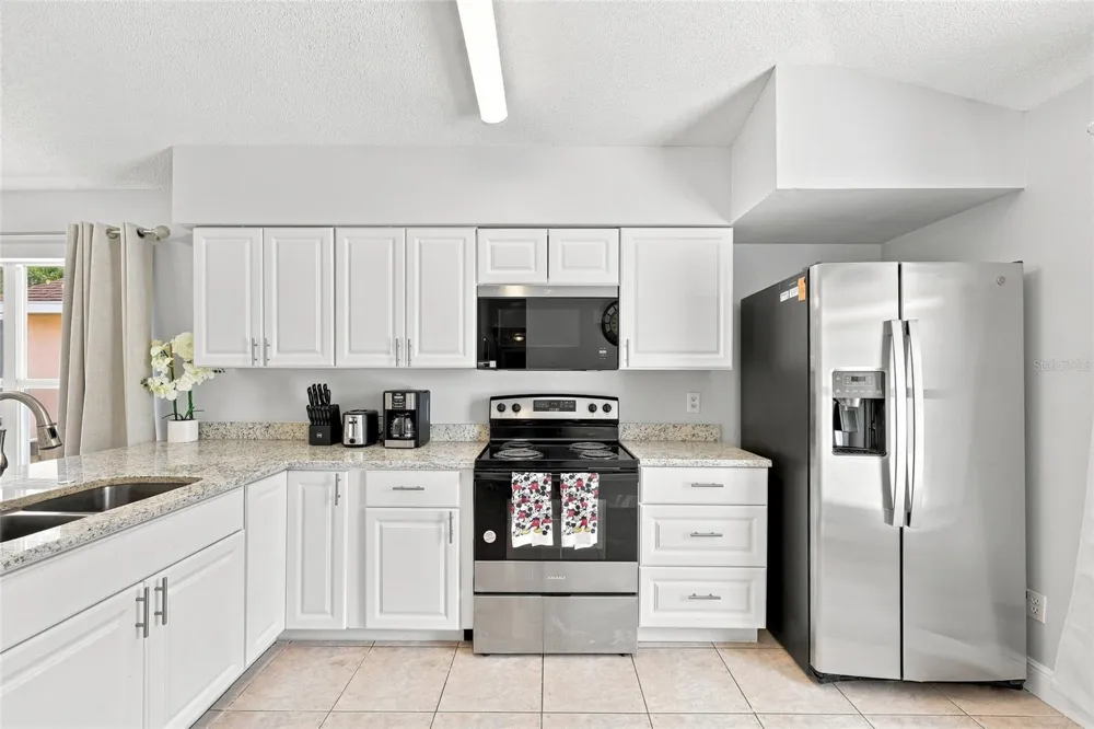 2537 CHATHAM CIRCLE Kissimmee, FL 34746