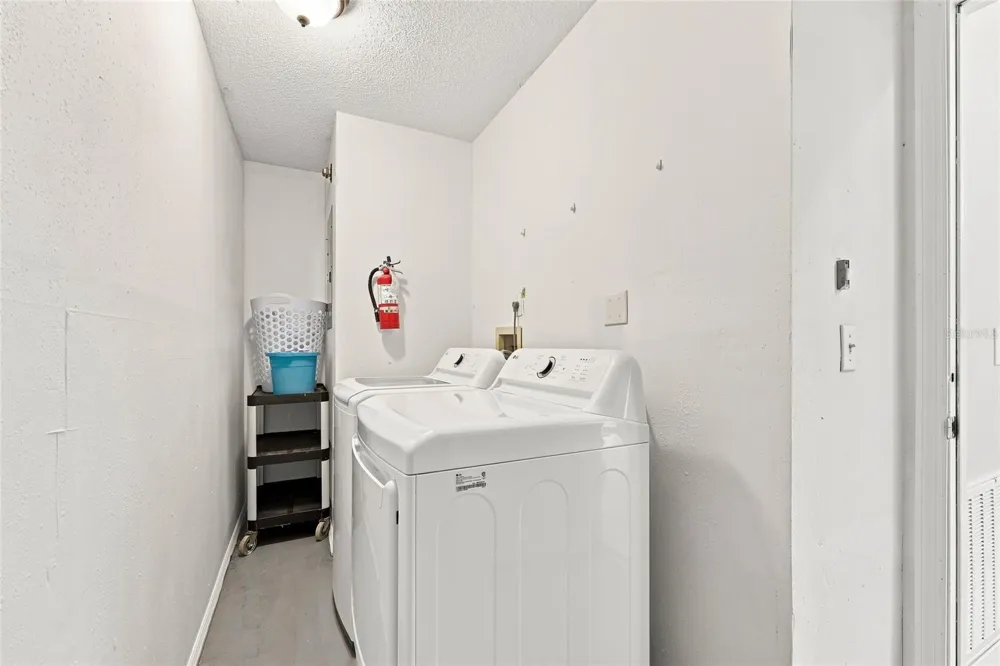 2537 CHATHAM CIRCLE Kissimmee, FL 34746