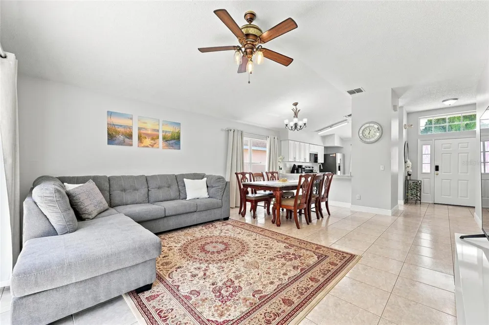 2537 CHATHAM CIRCLE Kissimmee, FL 34746