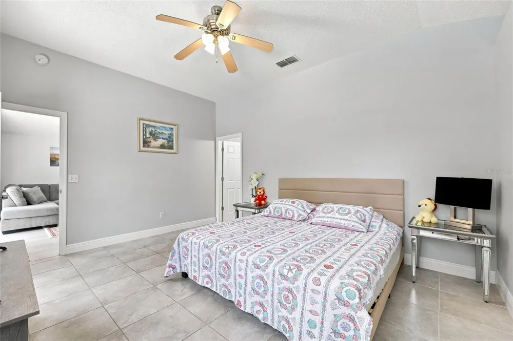 2537 CHATHAM CIRCLE Kissimmee, FL 34746