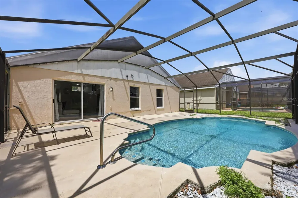2537 CHATHAM CIRCLE Kissimmee, FL 34746