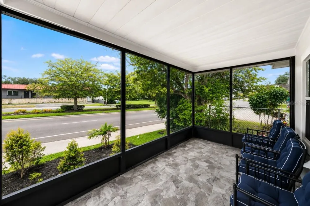 8912 40TH STREET Tampa, FL 33604