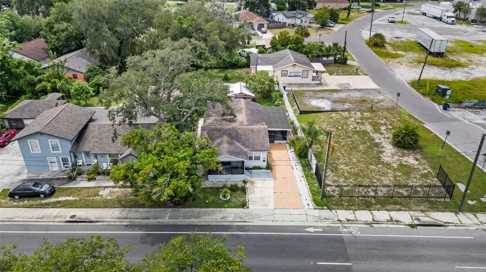 8912 40TH STREET Tampa, FL 33604