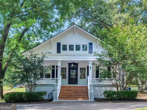380 Forest Hill RD